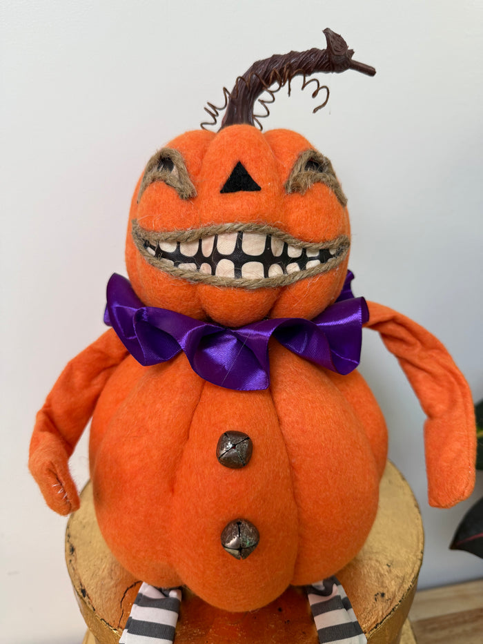 Pumpkin Sitter