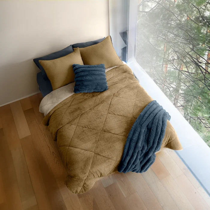 AMBER TAUPE AND BEIGE BLANKET WITH SHERPA SOFTY THICK AND WARM KING SIZE MADE IN MEXICO