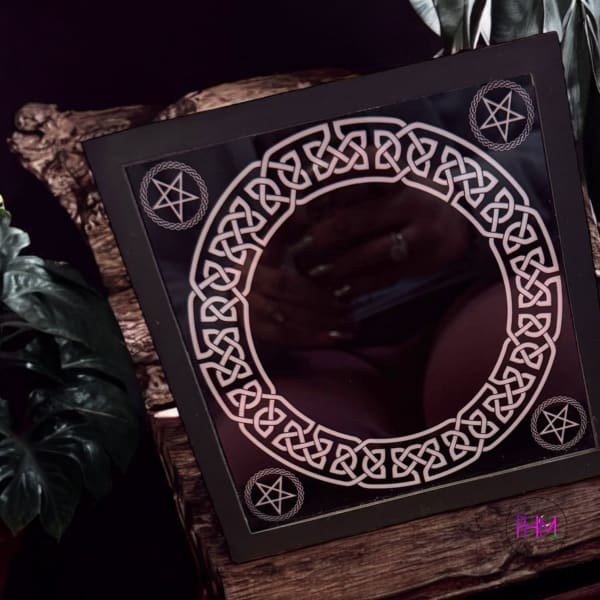 Bewitched Scrying Mirror🌙 - scrying mirror