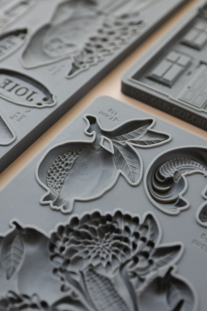 Cornucopias
Mould | 6” x 10”