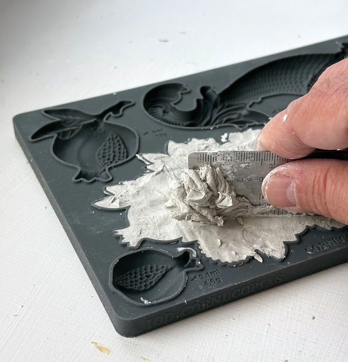 Cornucopias
Mould | 6” x 10”