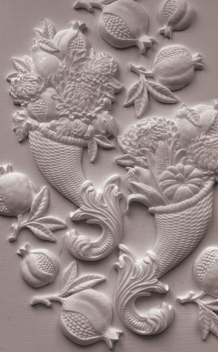 Cornucopias
Mould | 6” x 10”