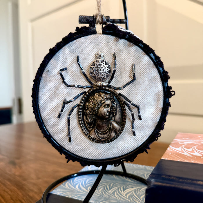 Elegant Spiders
