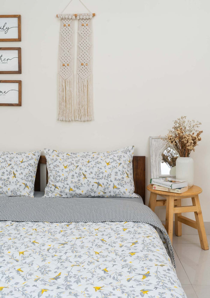 Fluttering Swallows Reversible Quilt - Multicolor