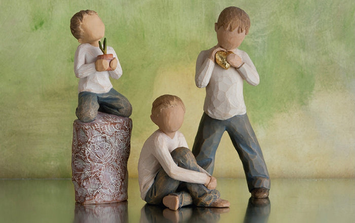 HEART OF GOLD FIGURE SCULPTURE HAND PAINTING WILLOW TREE BY SUSAN LORDI