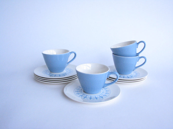 edgebrookhouse - Homer Laughlin Fleur de Lis Richelieu Cups, Saucers and Dessert Plates - 12 Pieces