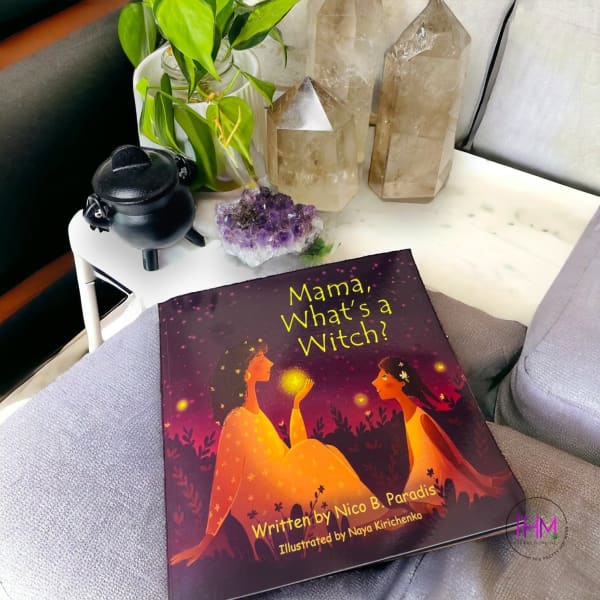 Mama What’s a Witch? 🌙 - Books